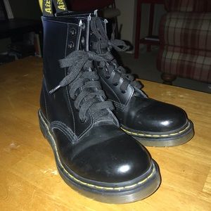 Dr. Marten 1460 smooth boots size 8